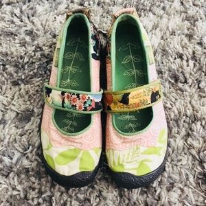 Keen Mary Jane Shoes 8 1/2